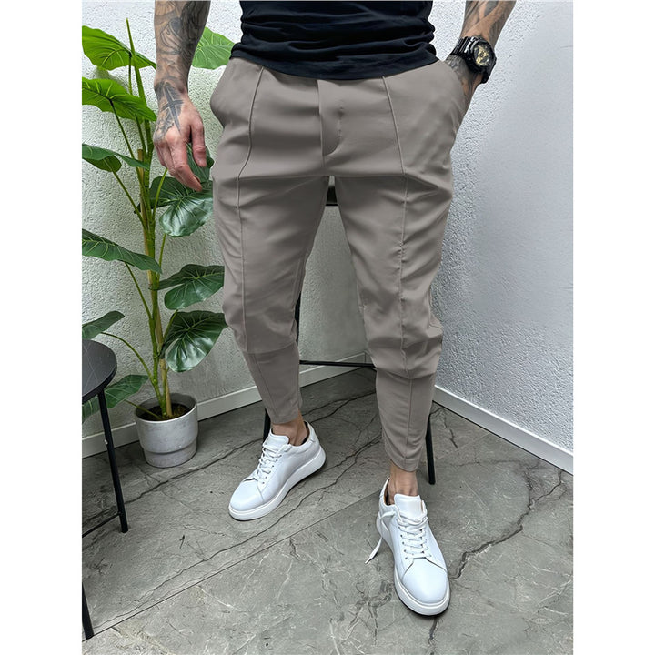 Men's stylish joggers with a slim fit and practical pockets Lisslune