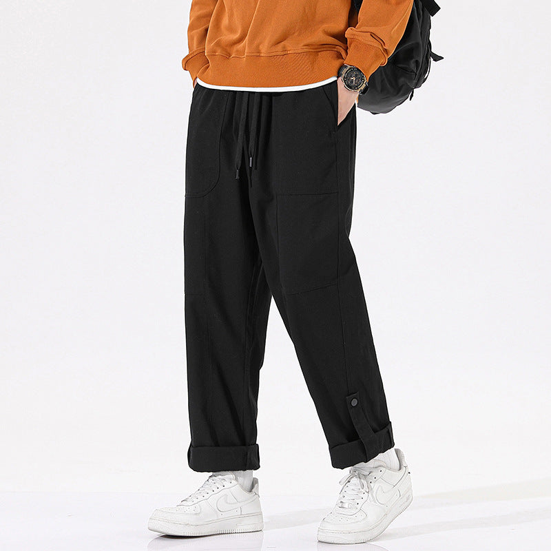 Men's cargo pants with practical side pockets and a casual fit Lisslune