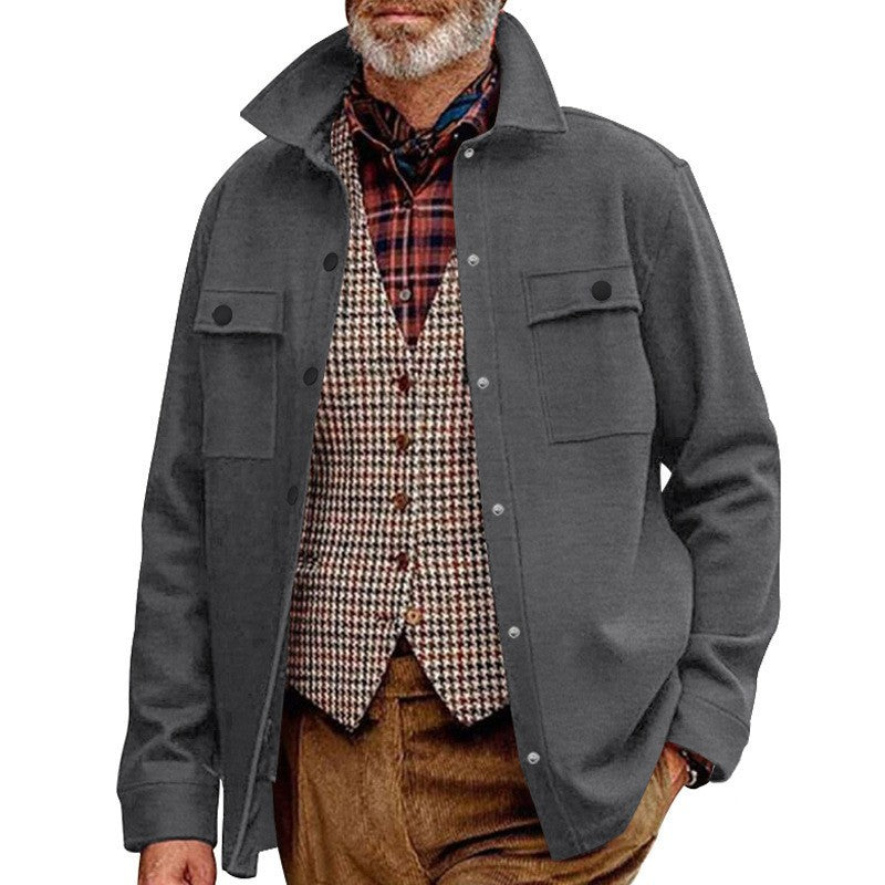 Men's casual outdoor jacket with practical pockets and modern cut Lisslune