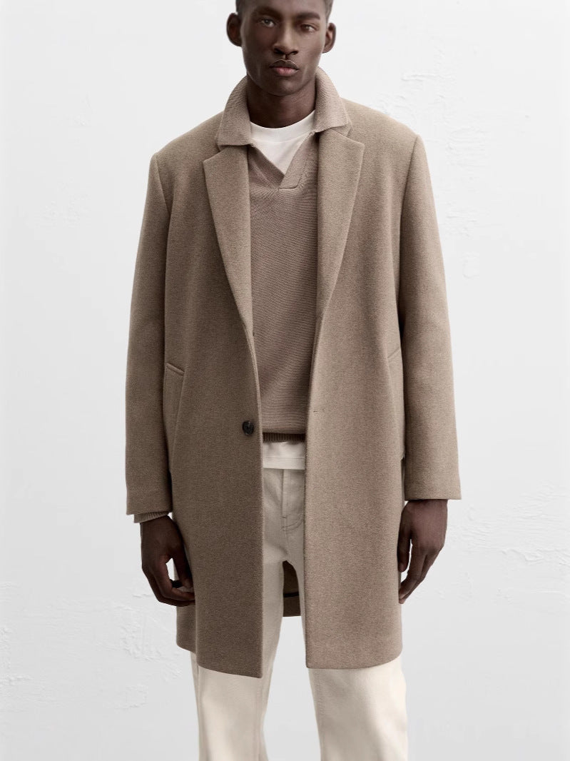 Men's elegant wool coat with classic cut and comfortable pockets Lisslune