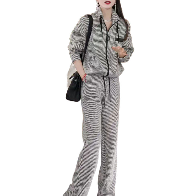 Women's cozy leisure set with practical zipper and high collar Lisslune