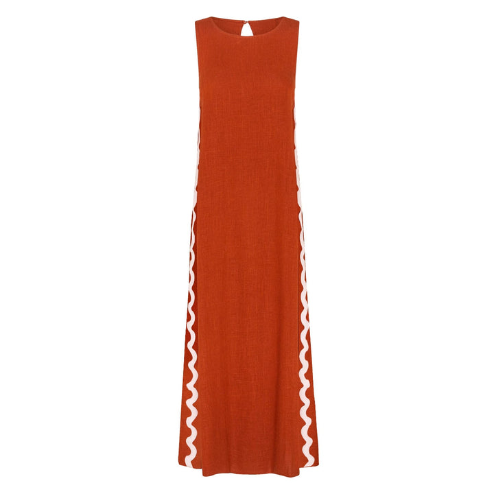Women's midi dress with a casual cut and side slits