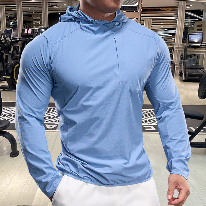 Men's breathable training top with hood and zip pocket Lisslune
