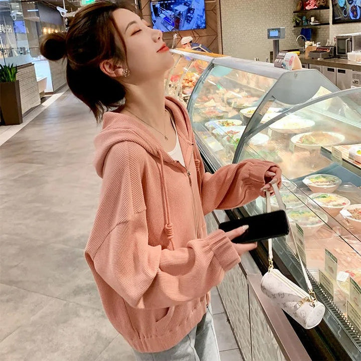 Women's casual hoodie with a generous cut and high-quality materials