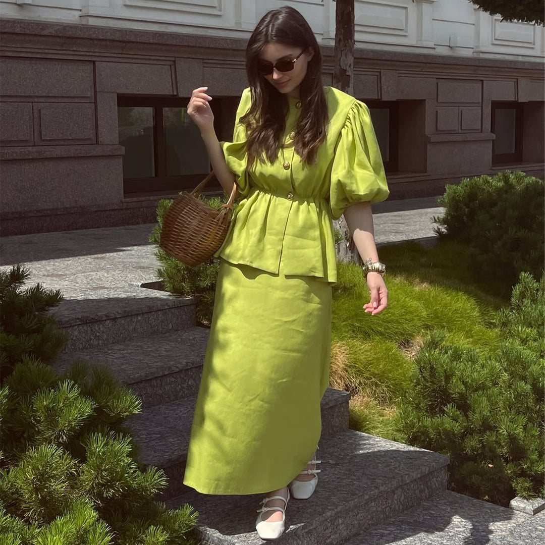 Women's maxi dress with voluminous puff sleeves and tailored trim Lisslune