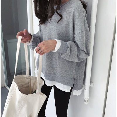 Women's Casual Sweatshirt with Loose Fit and Modern Details