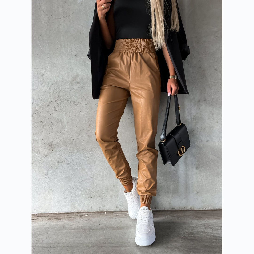 Women's synthetic leather pants with elastic waistband and slim fit Lune London
