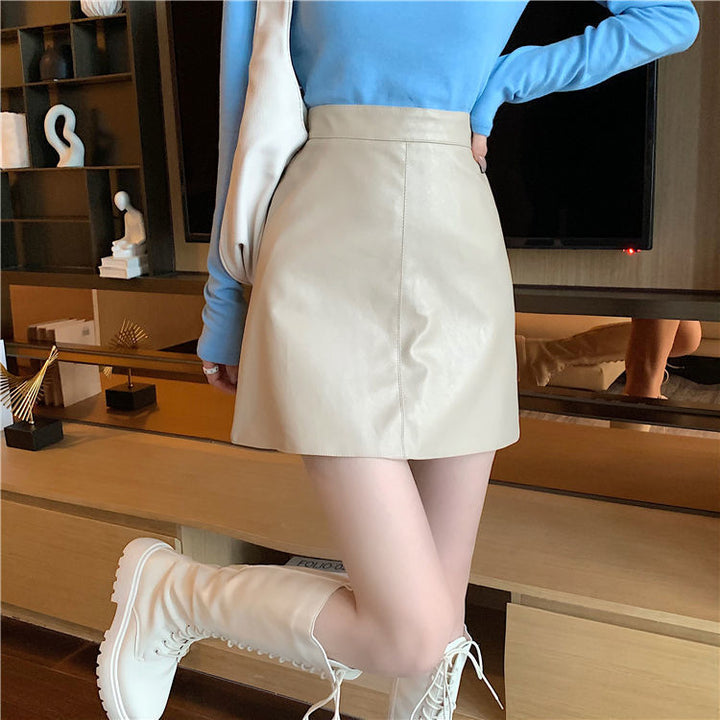 Ladies pencil skirt made of high-quality faux leather with contemporary cut