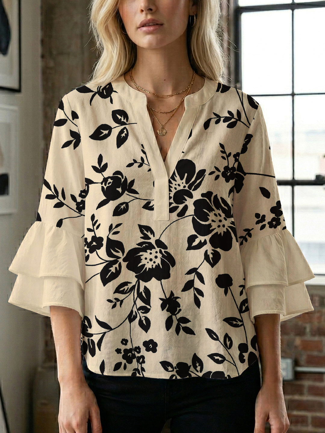 Women's casual blouse with ruffled sleeves and botanical print Lisslune