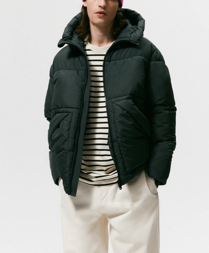 Men's quilted winter jacket with hood and generous pockets Lisslune