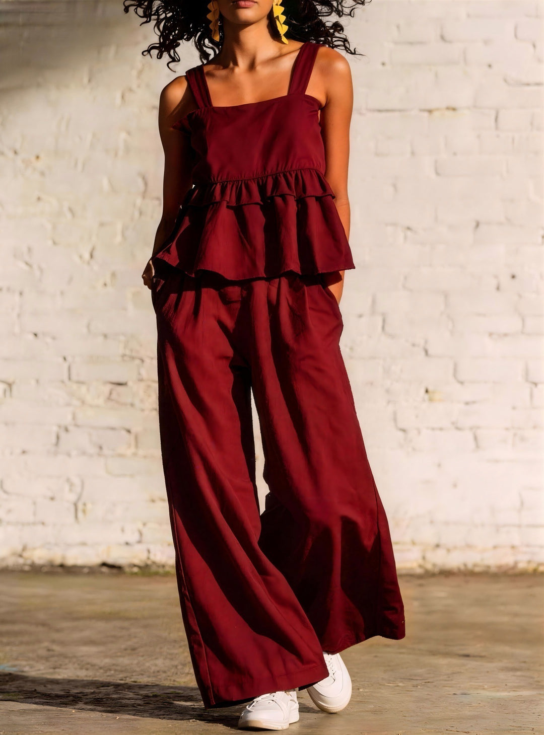 Women's Fashionable Two-Piece with Ruffle Details and Casual Cut Lisslune