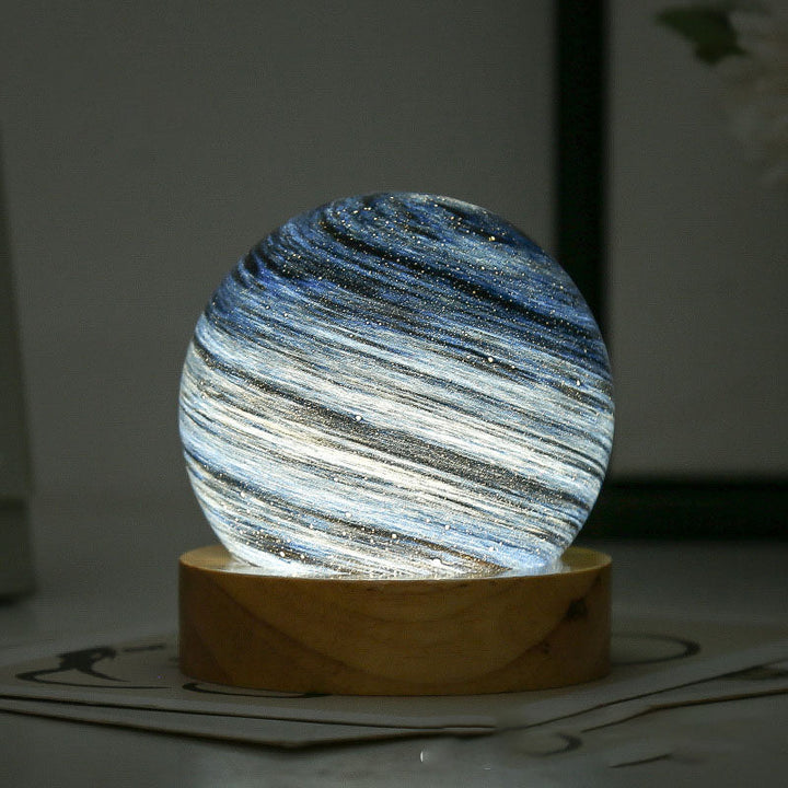 Lisslune | Enchanting Planet Lamp – A Universe of Colors and Dreams