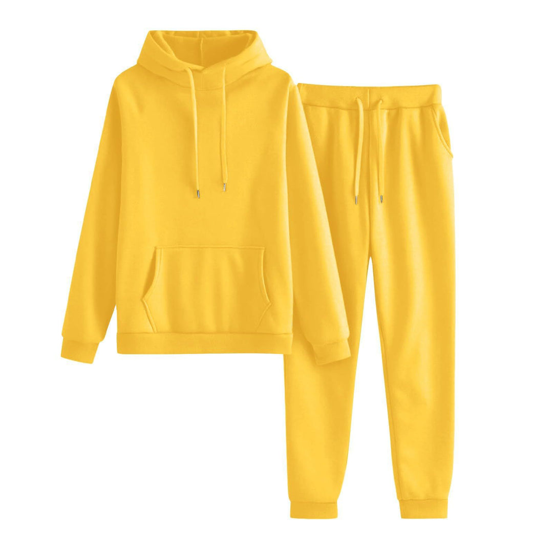 Women's hoodie and jogger set in a casual cut with practical pockets Lisslune