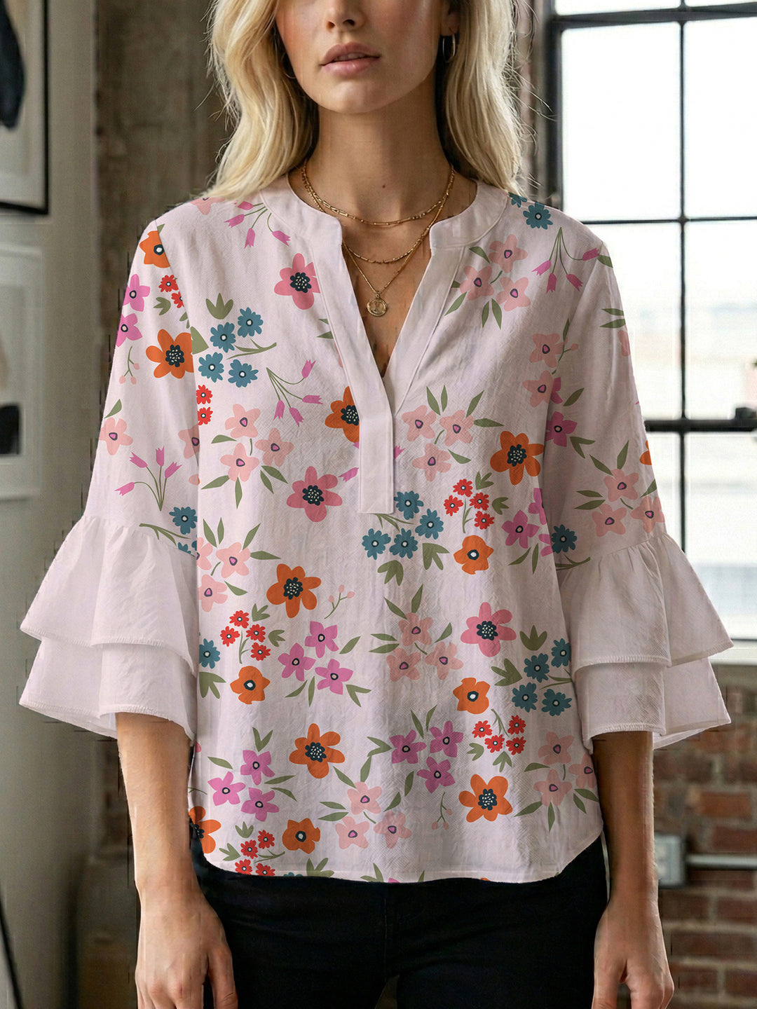 Women's blouse with voluminous wing sleeves and intense leaf pattern Lisslune