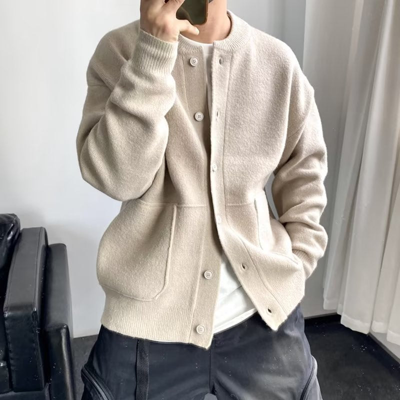Men's comfortable knit cardigan with snap button closure and side pockets Lisslune