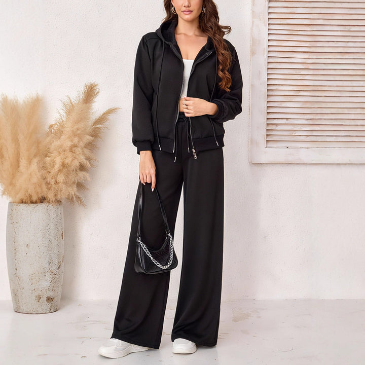 Women’s sporty complete set in relaxed fit with hood and elastic waistband Lisslune