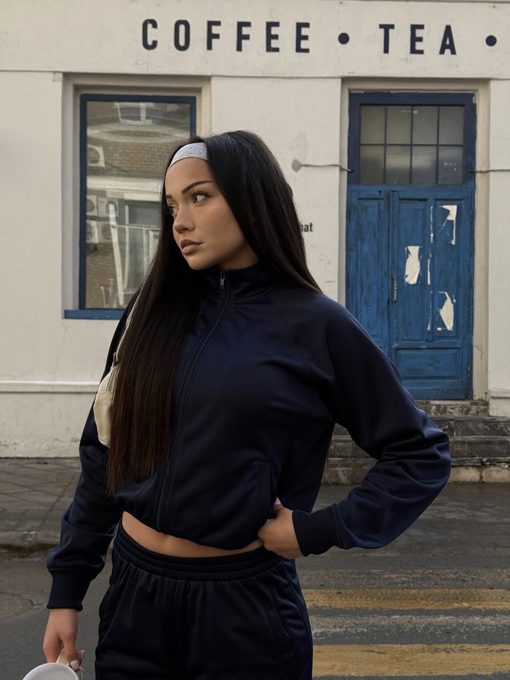 Women's sporty set with high collar and elastic pants Lisslune