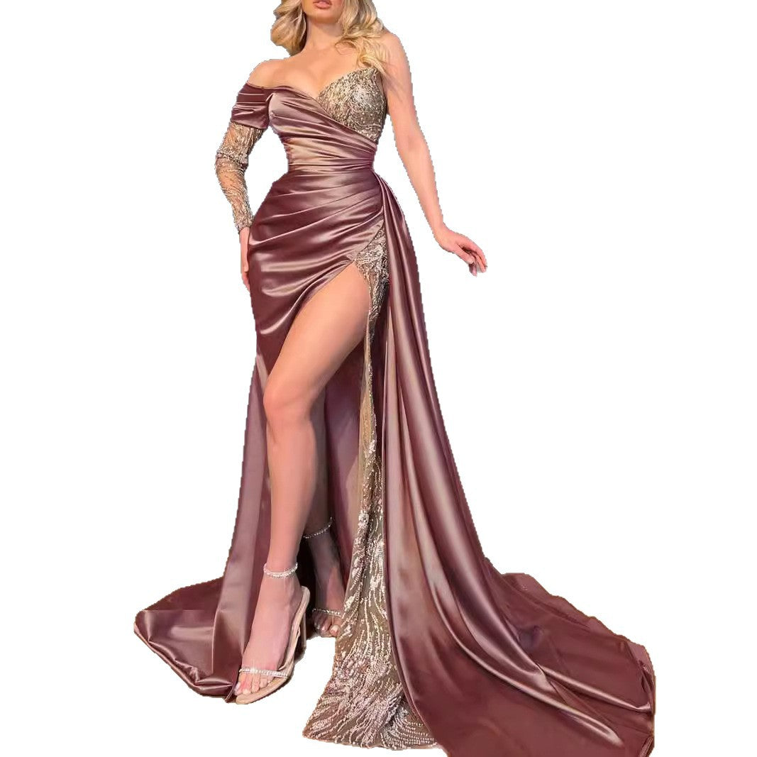 Women's Glamorous Evening Dress with Shimmering Sequins and High Slit Lisslune