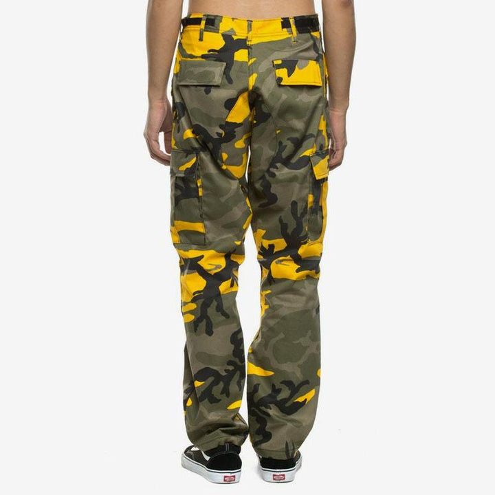 Men's cargo pants in modern camouflage design with multiple practical pockets Lisslune