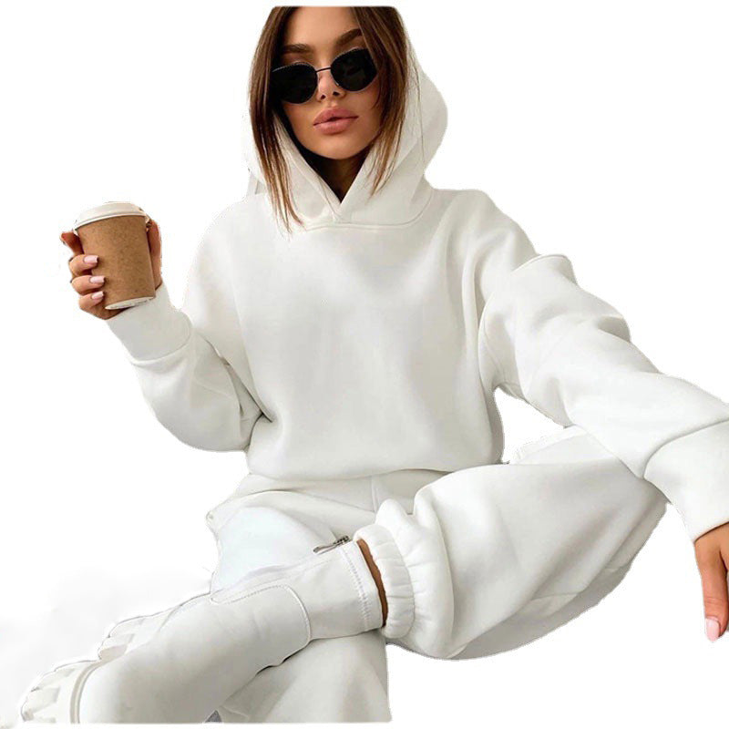 Women’s casual hoodie jumpsuit with practical pockets and modern cut Lisslune
