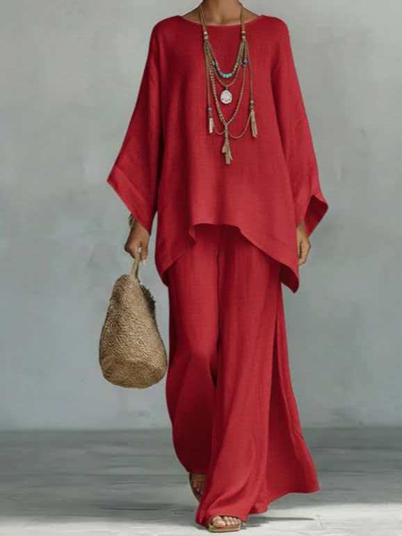 Ladies airy set made of soft fabric with a loose fit Lisslune