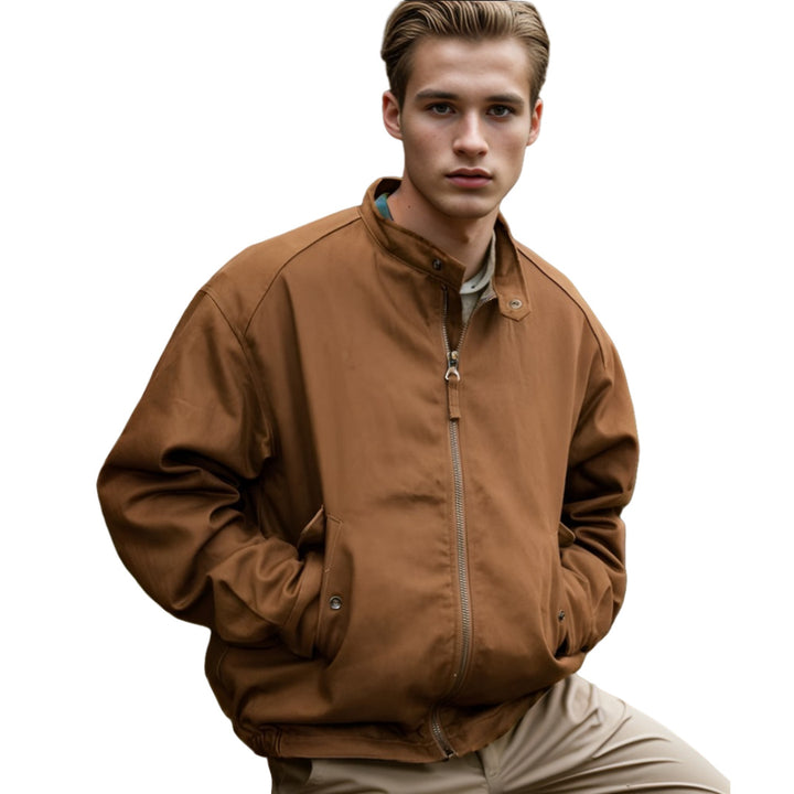 Men's functional outdoor jacket with adjustable hood collar and practical zip pockets Lisslune