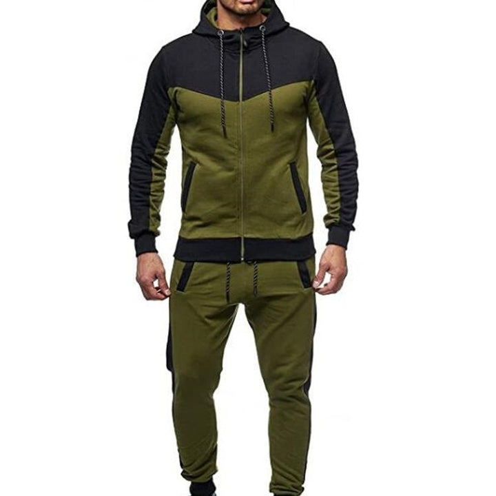 Men's sporty tracksuit with hood and practical pockets Lisslune