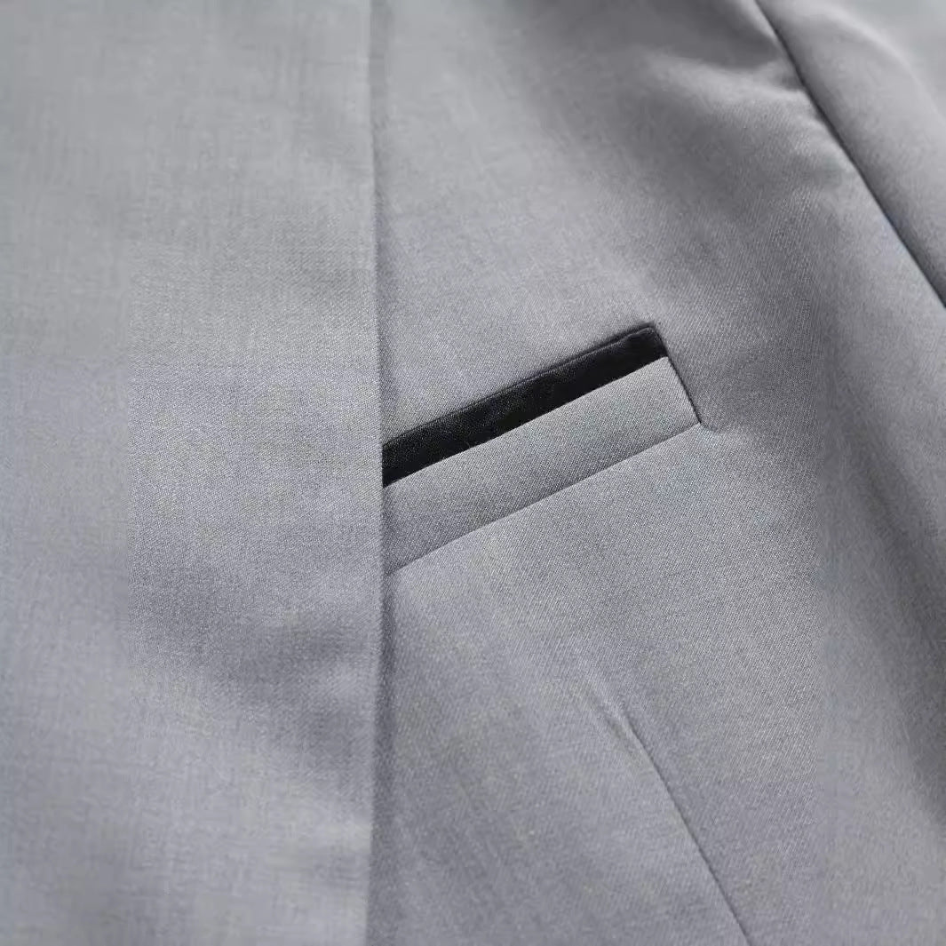 Men's elegant suit set with a modern cut and fine material Lisslune
