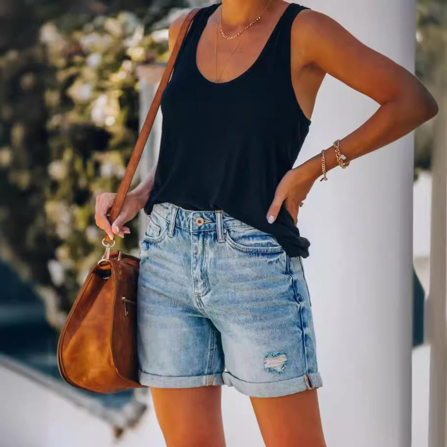 Women's jeans shorts with a modern and casual fit Lisslune