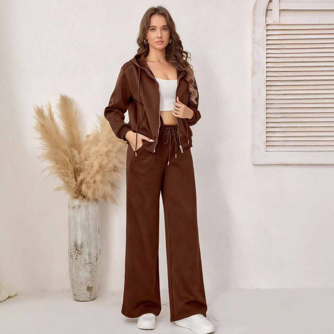 Women’s sporty complete set in relaxed fit with hood and elastic waistband Lisslune
