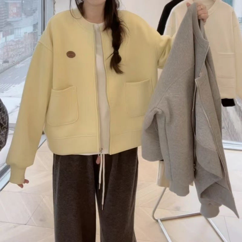 Women's oversized sweat jacket with practical pockets and fashionable design Lisslune