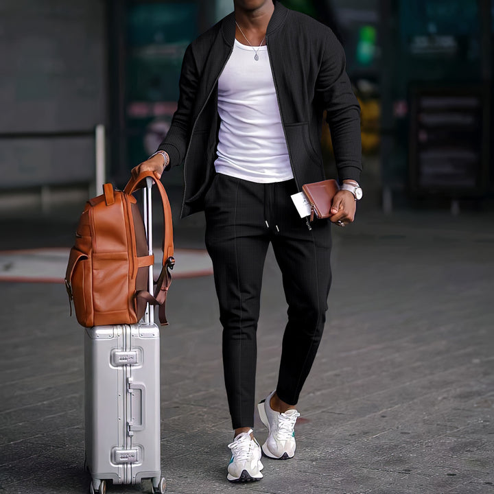 Men's sporty tracksuit with modern cut and breathable material Lisslune