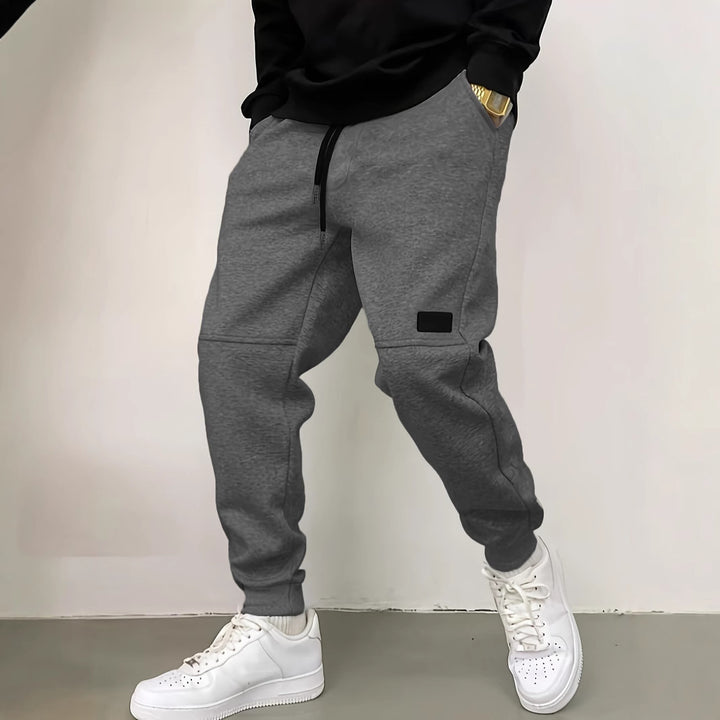 Men's comfortable joggers with functional pockets Lisslune