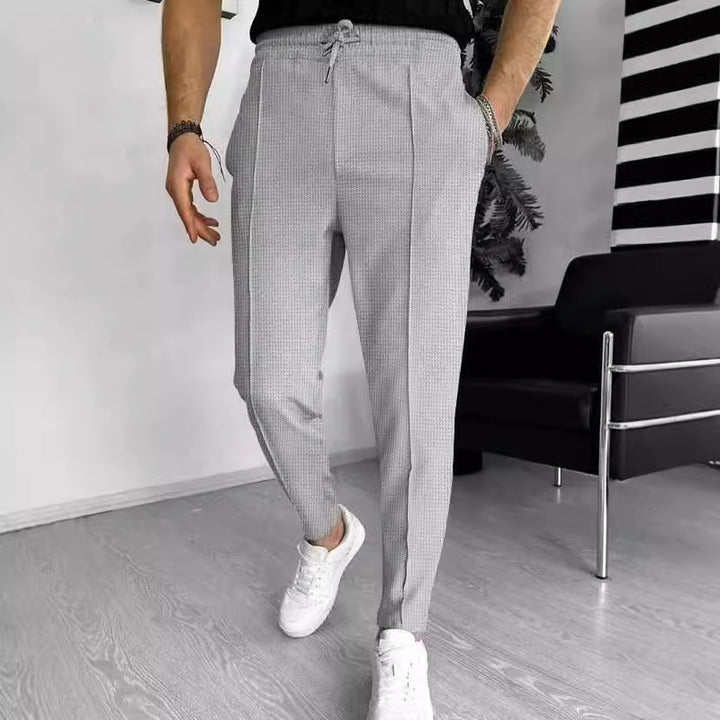 Men's elegant chino pants with modern cut and elastic waistband Lisslune