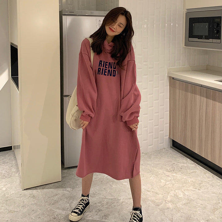 Women's hoodie dress with fashionable print and comfortable details