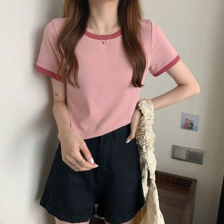 Women Short Sleeve T-Shirt with Contrasting Finishes and Lightweight Cotton Fabric