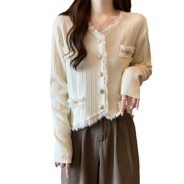 Women comfortable cardigan with subtle fringes and fashionable buttons