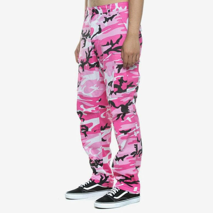 Men's cargo pants in modern camouflage style with a variety of practical pockets Lisslune