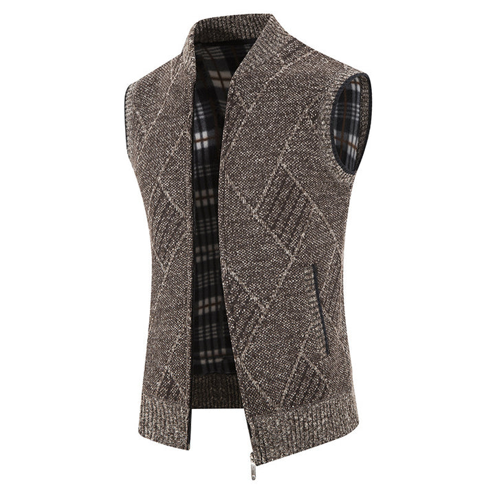 Men's knitted vest with modern cable pattern and practical zipper Lisslune