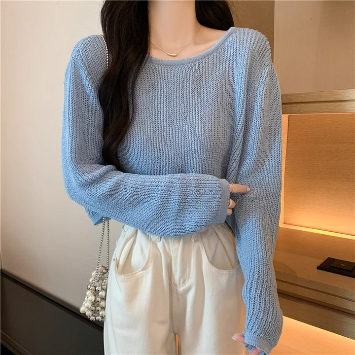 Women's Cropped Knit Sweater with Fine Weave Pattern and Casual Shoulder Areas