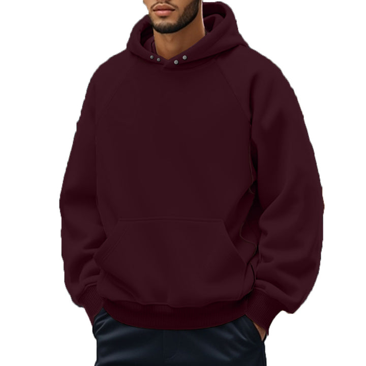 Men's hoodie with a casual cut and practical kangaroo pocket Lisslune