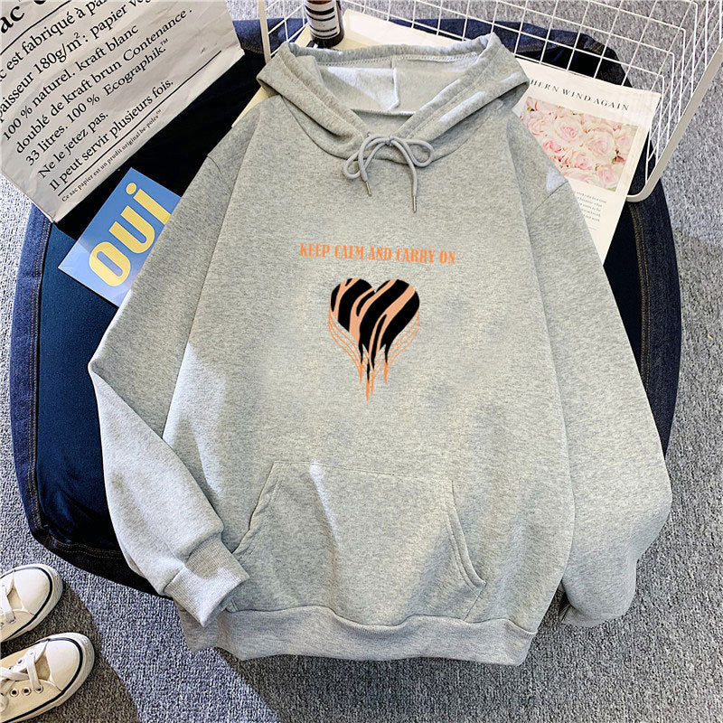 Women's hoodie with trendy heart design and comfortable fit Lisslune