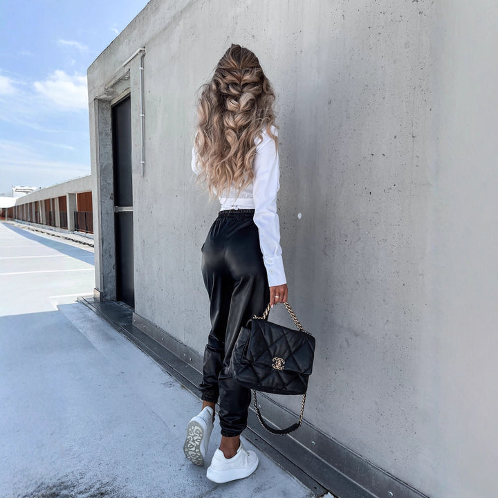 Women's Comfortable Jogging Pants in sporty style with elastic waistband and pockets Lisslune