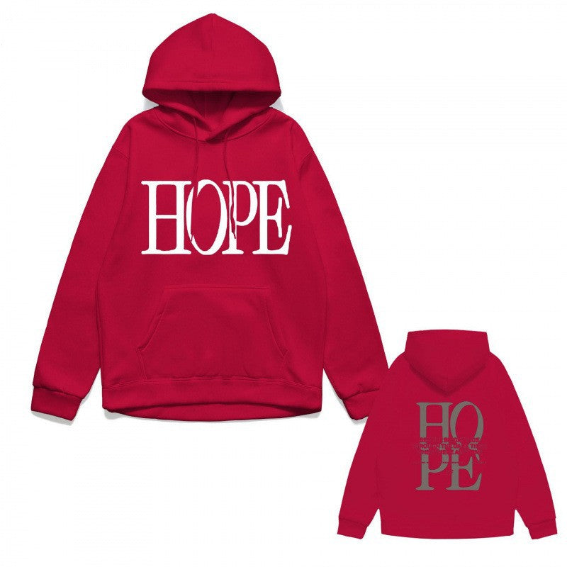 Women's hoodie with eye-catching lettering and conveniently designed kangaroo pocket Lisslune
