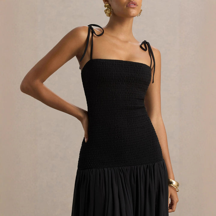 Women’s maxi dress with an elegant, gathered top and flowing skirt Lisslune