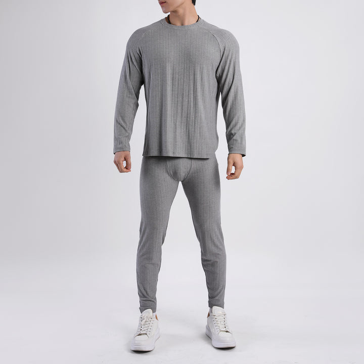 Men's thermal set with innovative heat insulation and moisture-wicking properties Lisslune