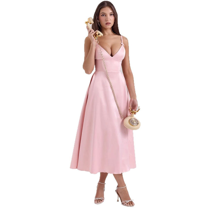 Women's maxi dress with elegant V-neck and flowing skirt