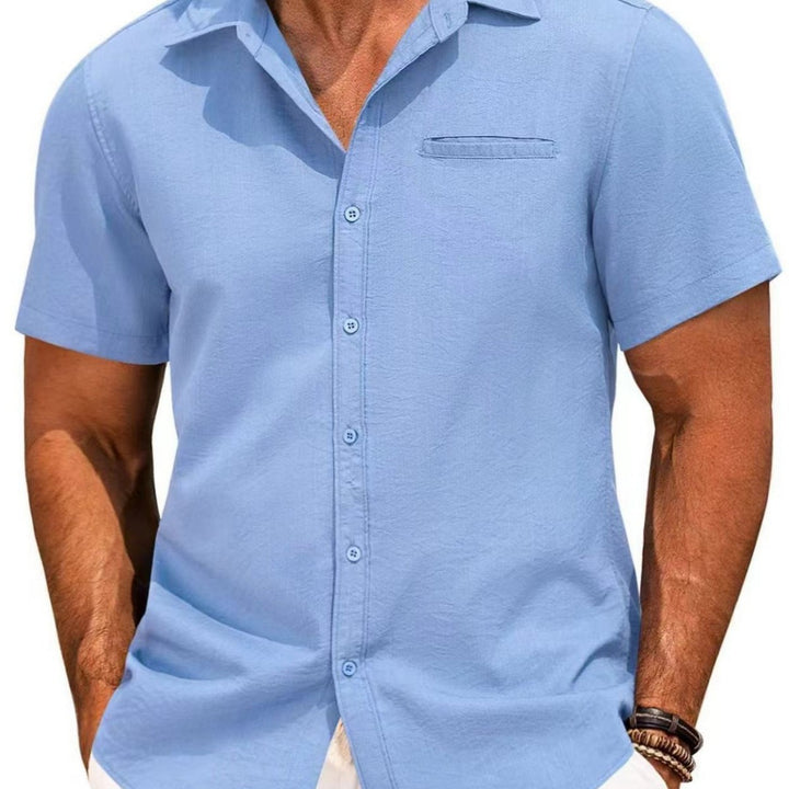 Men's short-sleeve shirt with classic collar and practical chest pocket Lisslune