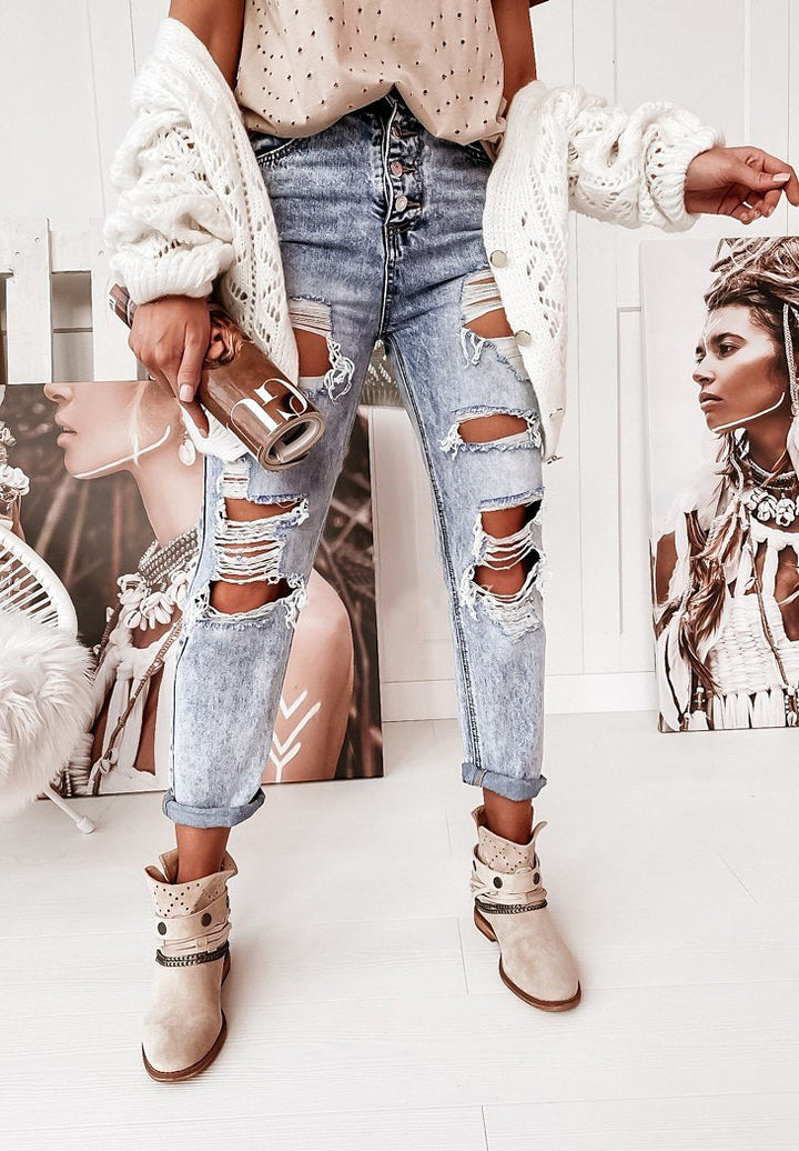 Women's destroyed jeans in casual boyfriend cut with high waist and details Lisslune
