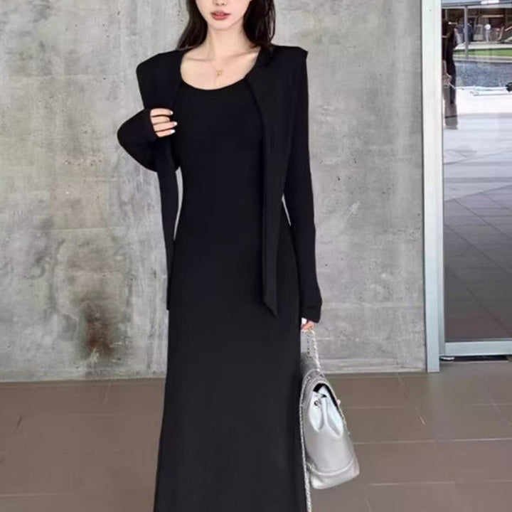 Women's fitted dress with stylish drawstring and elegant V-neck